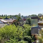 200m To Family House With Garden At Super Location * بالاتونفوريد
