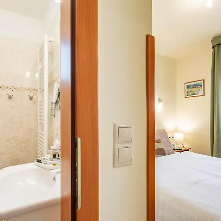 公寓 200m To Family House With Garden At Super Location