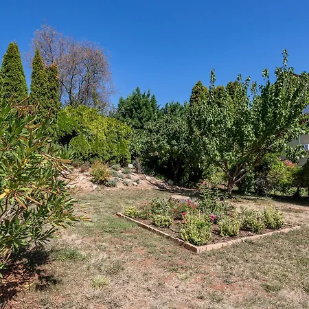 200m To Family House With Garden At Super Location 巴拉顿菲赖德