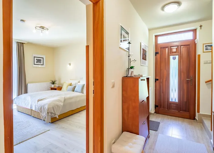 200m To Family House With Garden At Super Location Apartment *