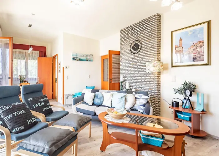 200m To Family House With Garden At Super Location Apartment *