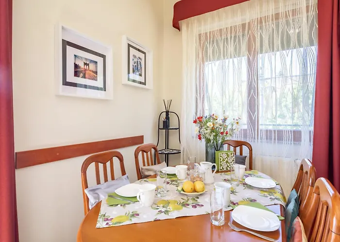 Apartment 200m To Family House With Garden At Super Location *