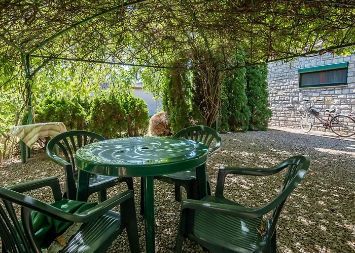 200m To Family House With Garden At Super Location Apartment