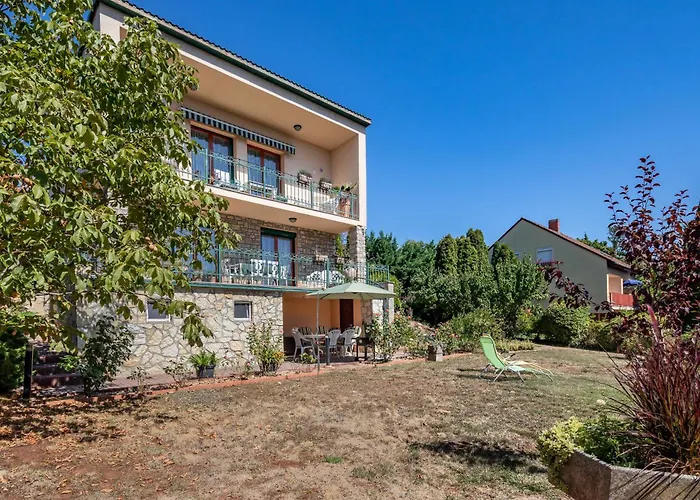 200m To Family House With Garden At Super Location Apartment *