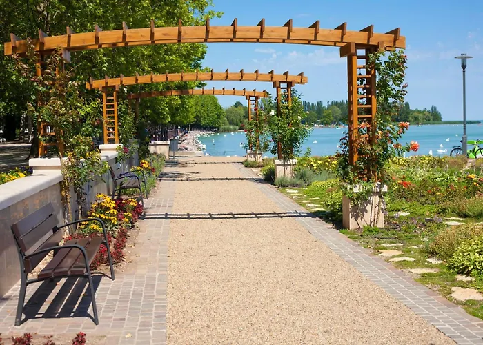 200m To Family House With Garden At Super Location * Balatonfured